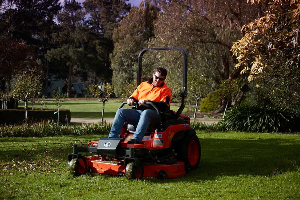 Kubota ZD1011-54 ZD1211-60 ZD1221R-60R ZD1221L-72 ZD1221RL-72R Zero Turn Mowers - Ongmac Trading Pty Ltd