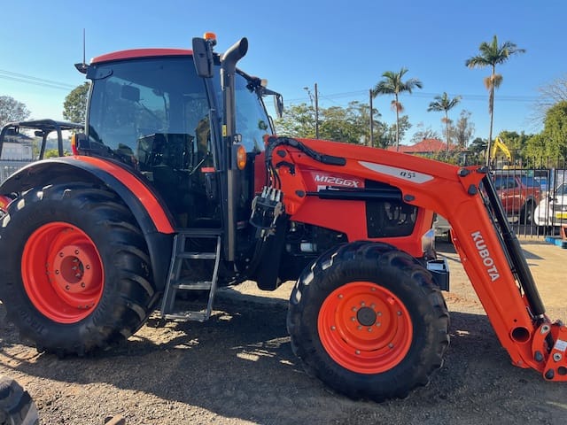 Kubota M126GX Tractor - Ongmac Trading Pty Ltd